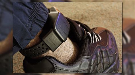 Why is my <b>ankle</b> blinking green? 12. . How to get ankle monitor off legally